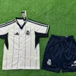 Real Madrid US Pack 2025 Kit Infantil