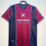 Iron Maiden World Tour 2011 Red