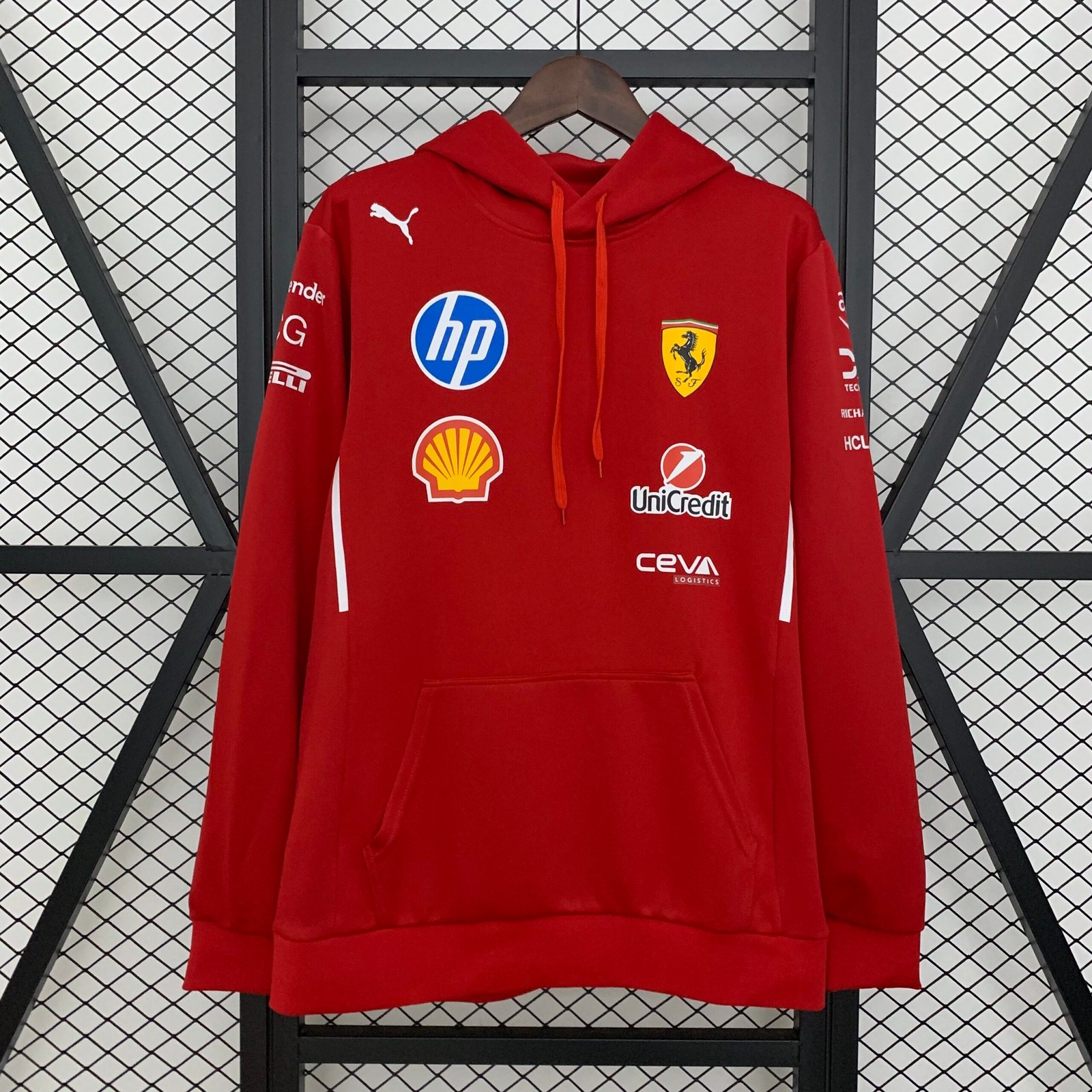 5db33fbf F1 Hoodie Ferrari 2025 - Imagen 1