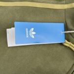 Tang Jacket CNY Olive Green - Imagen 5