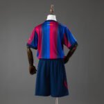 Barcelona Local Kit Infantil 2026-2027 - Imagen 2