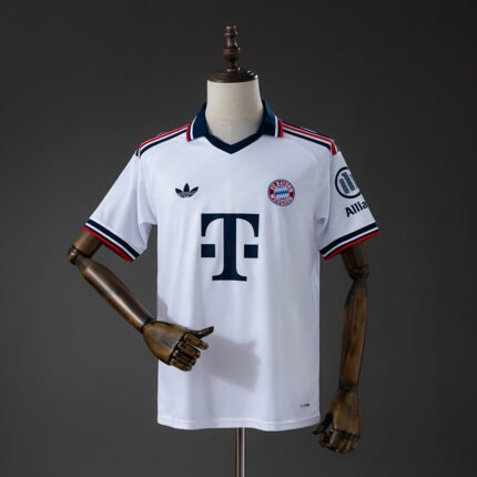 Bayern München Visitante 26/27